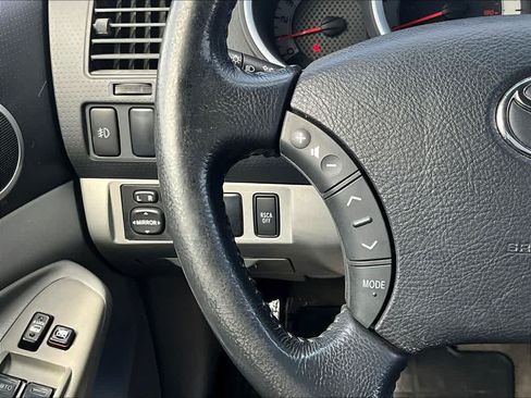 Used 2011 Toyota Tacoma 4x4 Double Cab w/ SR5 Pkg #2 image 14