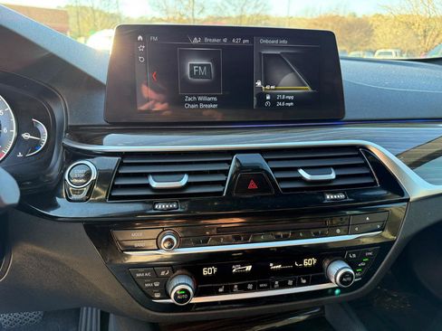 Used 2018 BMW 540i RWD image 19