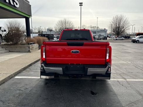 Used 2025 Ford F350 XLT image 7