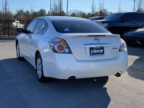 Used 2011 Nissan Altima 2.5 S w/ Special Edition Pkg image 5
