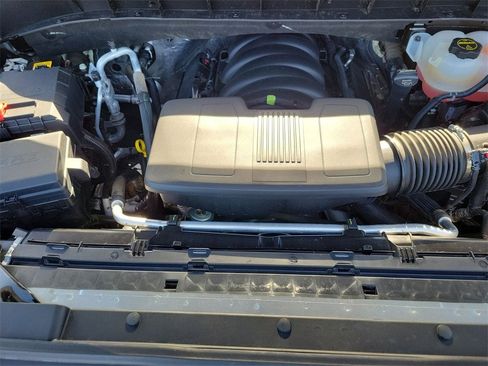 Used 2025 Chevrolet Silverado 1500 LT w/ Protection Package image 10