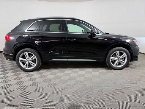 Used 2020 Audi Q3 2.0T Prestige image 8