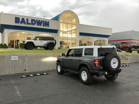 New 2026 Ford Bronco Heritage Edition AWD/4WD image 5