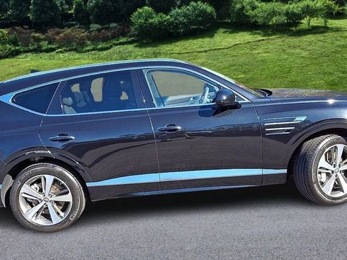 Used 2023 Genesis GV80 2.5T w/ Prestige 20" Package image 9