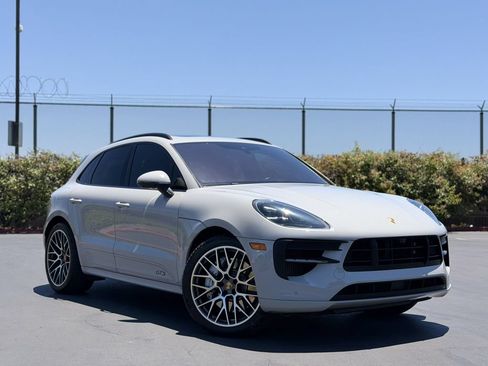 Used 2020 Porsche Macan GTS AWD/4WD image 3