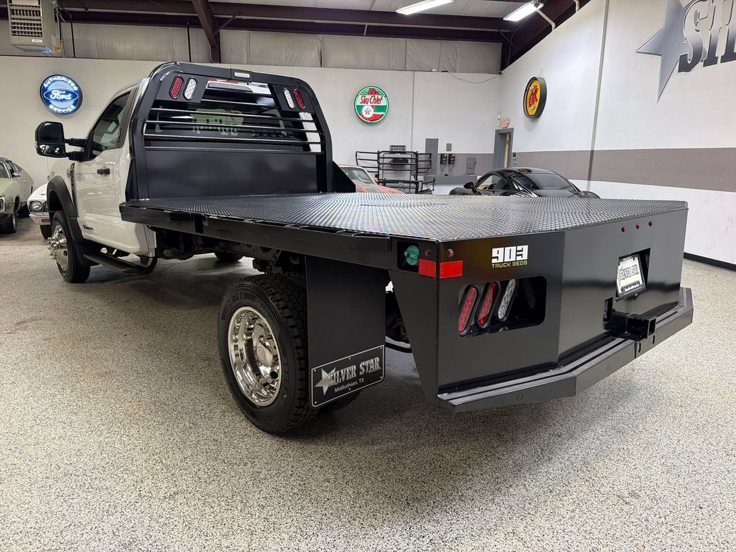 Used 2023 Ford F550 4x4 Regular Cab Super Duty w/ XLT Value Package image 5