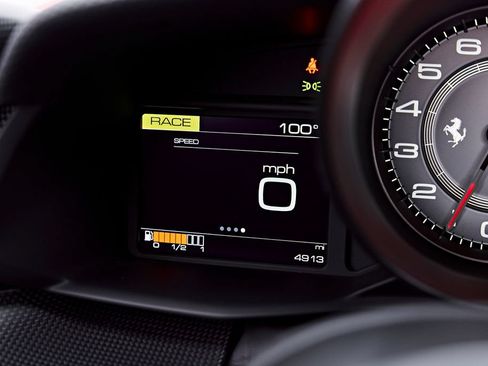 Used 2020 Ferrari 488 Pista Coupe RWD image 82
