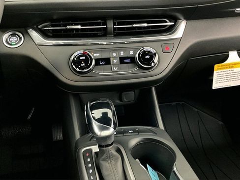 New 2026 Buick Envista Preferred w/ Advanced Safety Package image 7