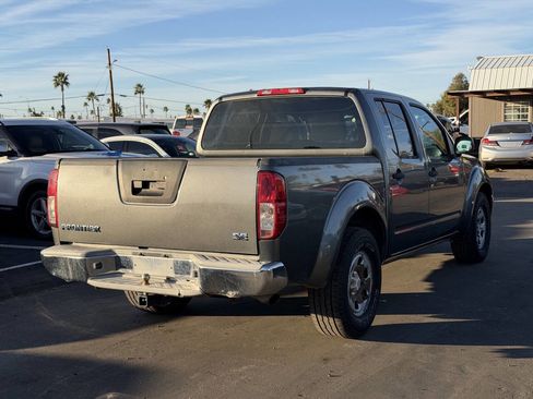 Used 2007 Nissan Frontier SE image 12