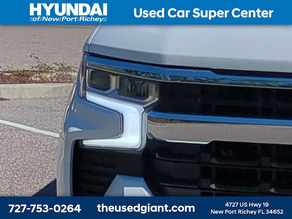 Used 2024 Chevrolet Silverado 1500 LT AWD/4WD image 9