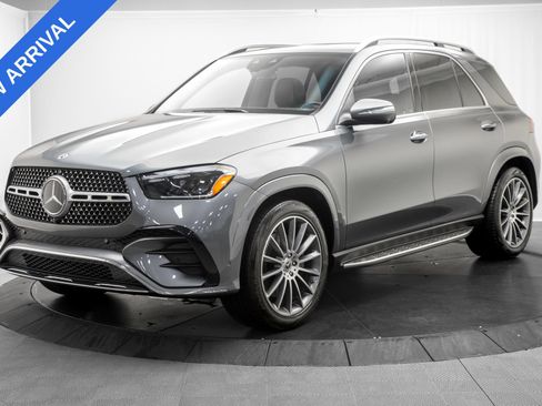 Used 2024 Mercedes-Benz GLE 350 4MATIC w/ AMG Line Exterior image 3
