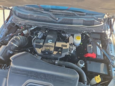 Used 2024 RAM 2500 Laramie image 9