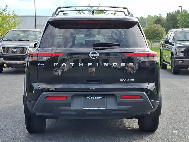 Used 2024 Nissan Pathfinder SV AWD/4WD image 8