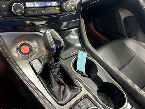 Used 2020 Nissan Maxima 3.5 SL w/ Floor Mat Group FWD image 17