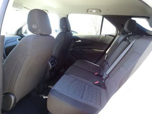 Used 2023 Chevrolet Equinox LT image 15