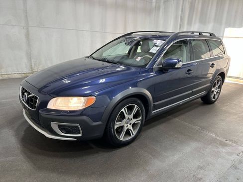 Used 2012 Volvo XC70 T6 AWD/4WD image 1