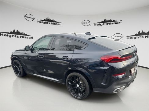 Used 2021 BMW X6 xDrive40i w/ M Sport Package image 6