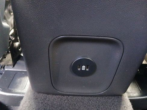 Used 2025 Ford Escape ST-Line AWD/4WD image 11