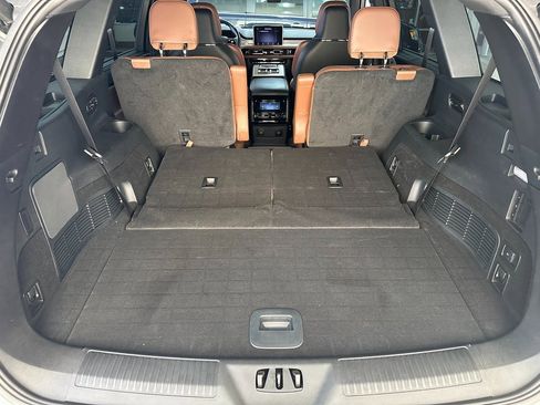 Used 2024 Lincoln Aviator Reserve w/ Equipment Group 201A image 40