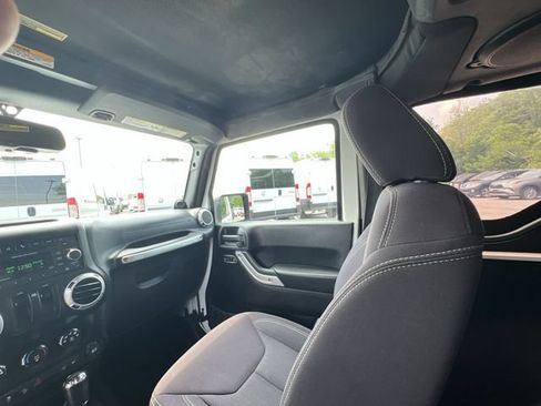 Used 2013 Jeep Wrangler Sahara w/ Connectivity Group AWD/4WD image 11