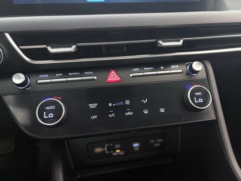Used 2026 Hyundai Sonata Blue FWD image 27