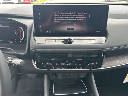 New 2026 Nissan Rogue Platinum AWD/4WD image 18