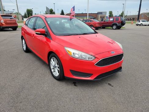 Used 2015 Ford Focus SE w/ Reverse Sensing Package FWD image 7