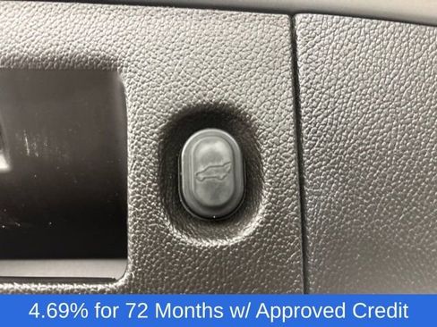 Used 2015 Chevrolet Tahoe LT image 41