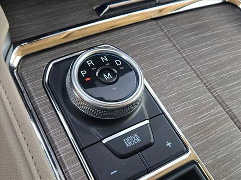 Certified 2024 Ford Expedition Limited image 16