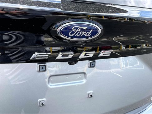 Used 2024 Ford Edge SEL w/ Convenience Package AWD/4WD image 32