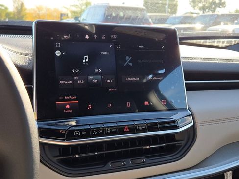 New 2026 Jeep Compass Limited image 27