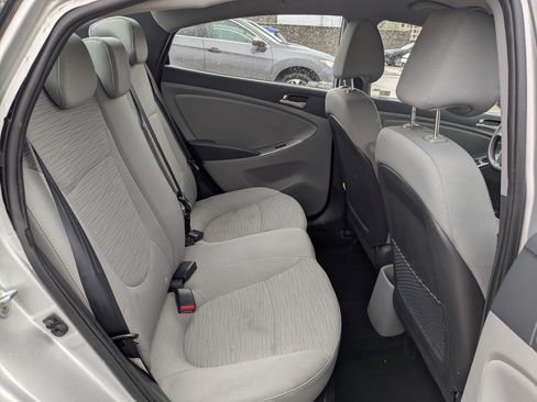 Used 2016 Hyundai Accent SE FWD image 25