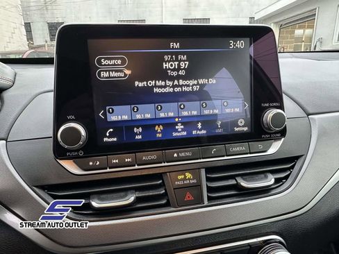 Used 2025 Nissan Altima 2.5 SR image 28