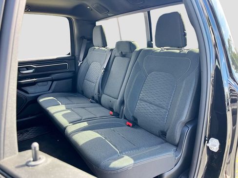 Certified 2025 RAM 1500 Big Horn AWD/4WD image 24