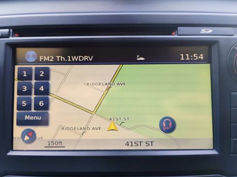 Used 2017 Nissan Titan PRO-4X w/ Pro-4x Convenience Package AWD/4WD image 12