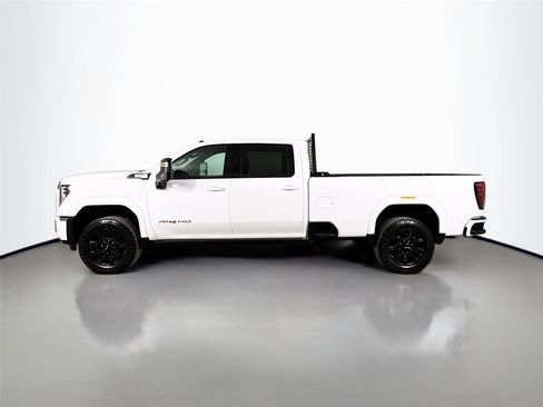 Used 2024 GMC Sierra 3500 AT4 w/ AT4 Premium Plus Package image 5