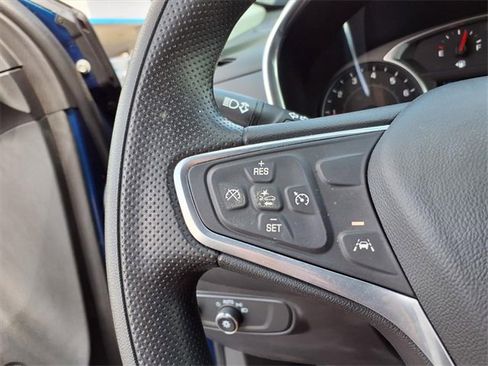 Used 2022 Chevrolet Equinox LT image 12