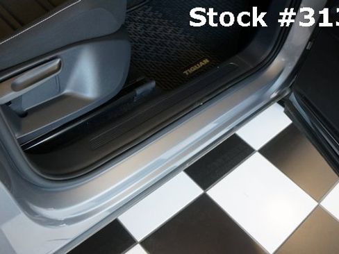 Certified 2024 Volkswagen Tiguan S image 61