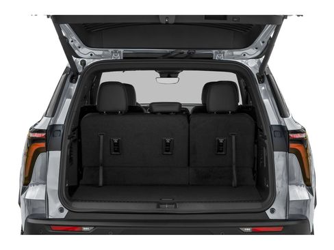 New 2026 Chevrolet Traverse Z71 w/ Enhanced Driving Package AWD/4WD image 40