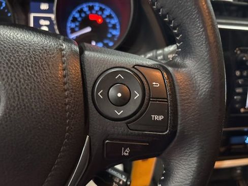 Used 2018 Toyota Corolla iM w/ Carpet Mat Package (TMS) FWD image 19