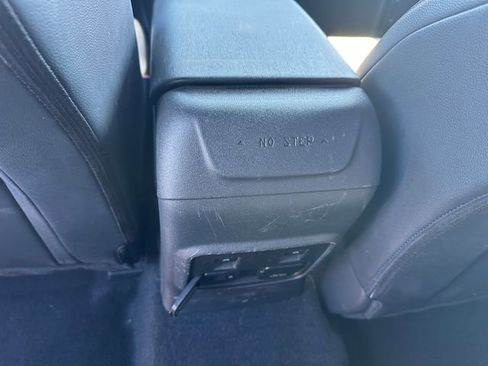Used 2023 Ford Bronco Wildtrak AWD/4WD image 13