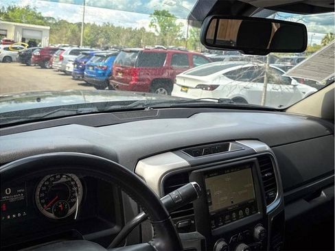 Used 2017 RAM 2500 Lone Star w/ Black Appearance Group image 19