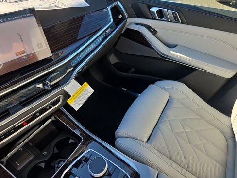 New 2026 BMW X5 xDrive40i image 19