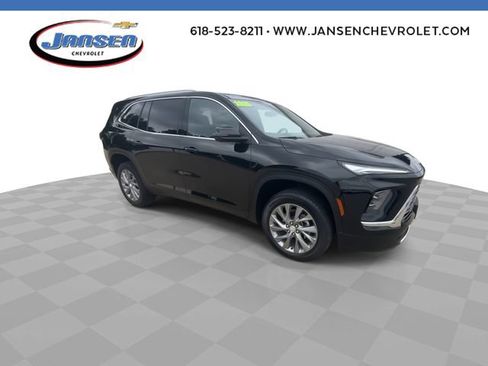Used 2025 Buick Enclave Preferred FWD image 2