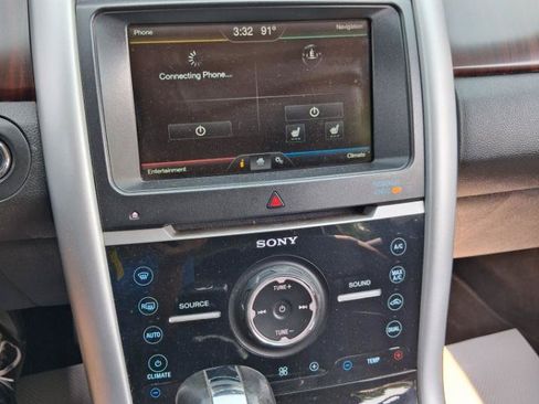 Used 2014 Ford Edge Limited w/ Equipment Group 302A AWD/4WD image 14