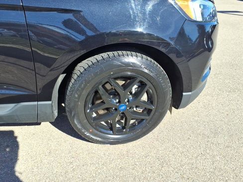 Certified 2022 Ford Edge SEL w/ Convenience Package image 5