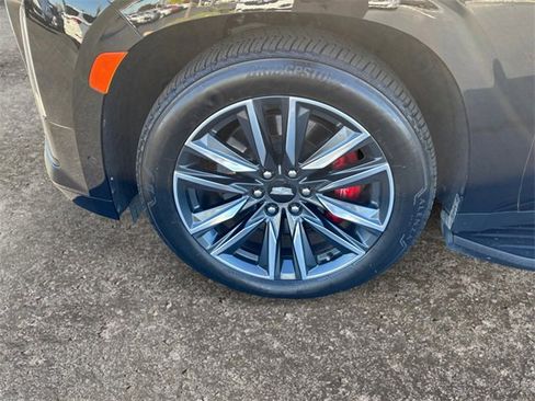 Used 2021 Cadillac Escalade ESV Sport Platinum image 14