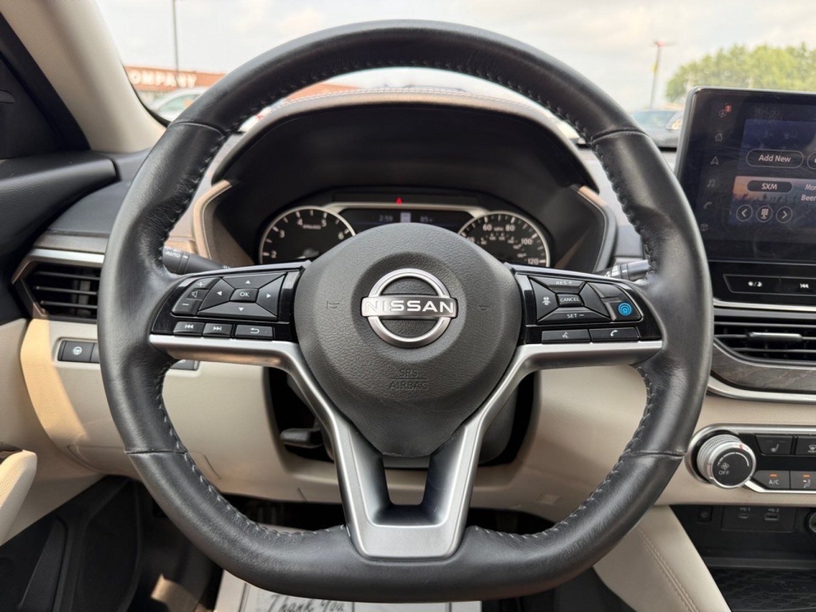 Used 2023 Nissan Altima 2.5 SV w/ SV Premium Package AWD/4WD image 20