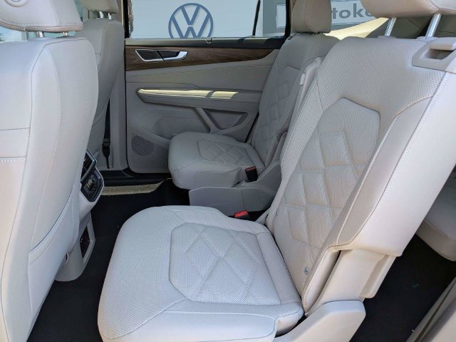 New 2026 Volkswagen Atlas SE FWD image 15