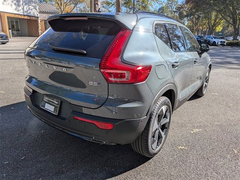 New 2026 Volvo XC40 B5 Plus w/ Protection Package Premier image 4